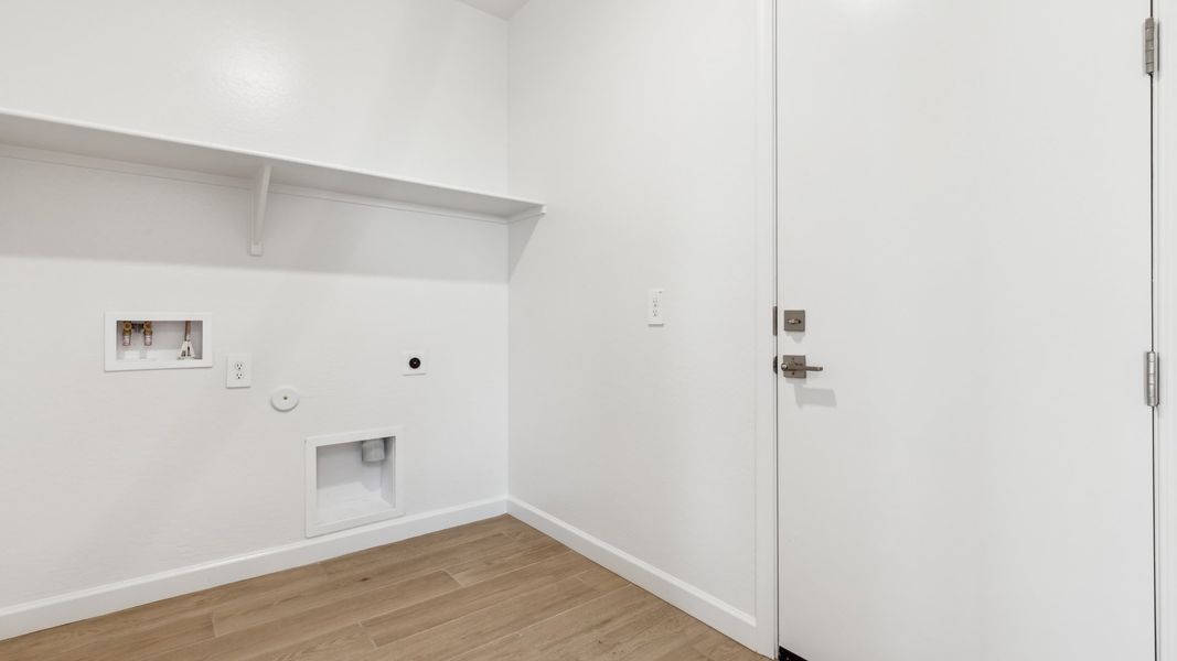 Representative unfurnished interior of a home built from the Phoenician by D.R. Horton in The Ridge at Stone Butte, Phoenix (Image 15). Representative unfurnished interior of a home built from the Phoenician by D.R. Horton in The Ridge at Stone Butte, Phoenix (Image 15).