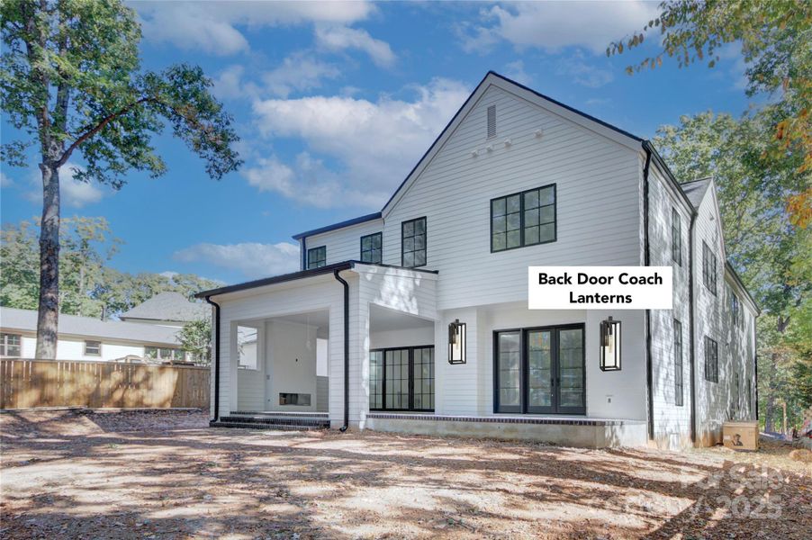 View of back patio/porch View of back patio/porch