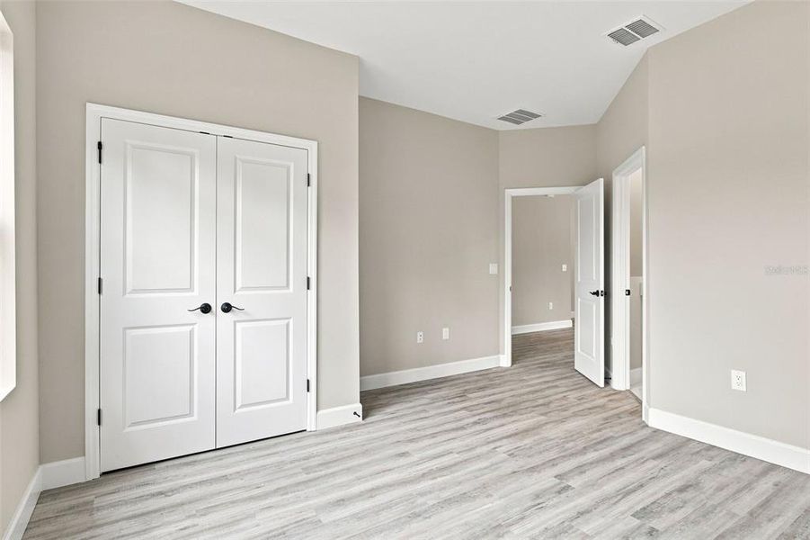 Spacious, unfurnished interior of a new home in , North Port (Image 23).