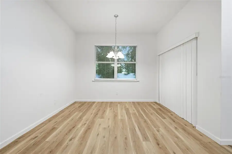 Spacious, unfurnished interior of a new home in , Altamonte Springs (Image 18).
