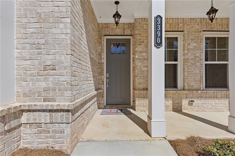 Exterior details and patio area of a home in Traditions of Braselton, Jefferson (Image 3).