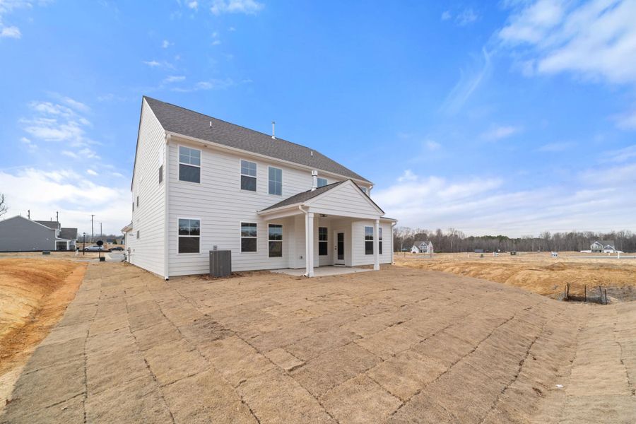 Exterior details and patio area of a home in Wexford, Elon (Image 4).