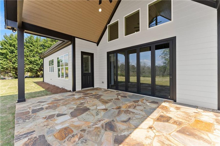 Exterior details and patio area of a home in , Dawsonville (Image 4).