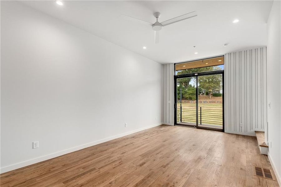 Spacious, unfurnished interior of a new home in Ten 5 Summerhill, Atlanta (Image 18).