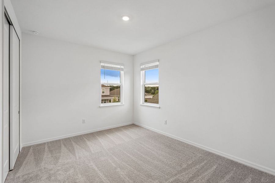 Spacious, unfurnished interior of a new home in Tiburon, Nokomis (Image 12).