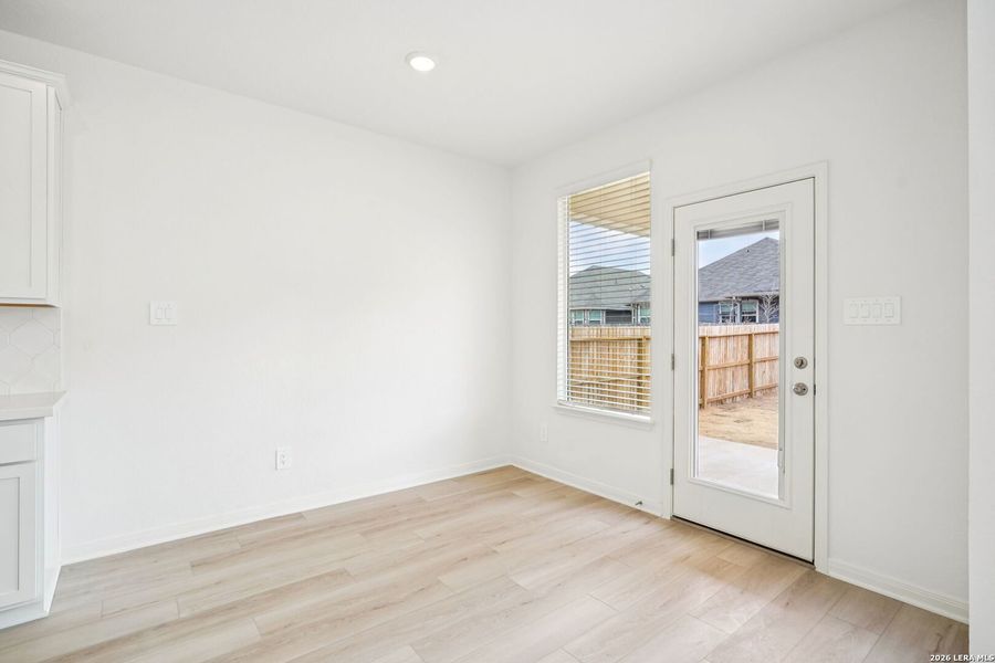 Spacious, unfurnished interior of a new home in Estancia Ranch - Classic Series, San Antonio (Image 56).