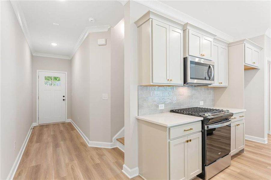 Furnished interior view inside a new home in River Walk Place, Lawrenceville (Image 5).