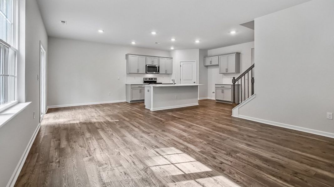 Spacious, unfurnished interior of a new home in The Landing at Summerhaven, Mebane (Image 13).