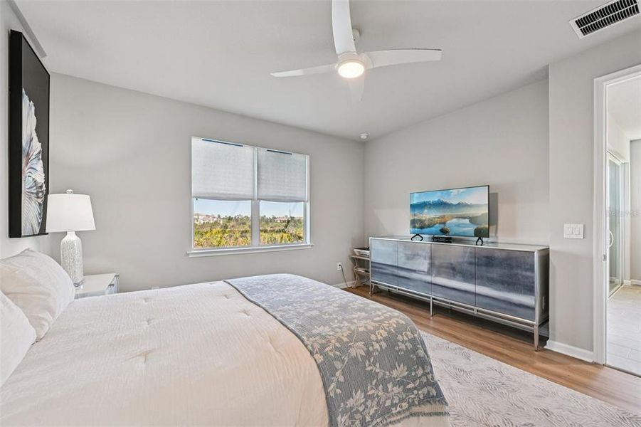 Furnished interior view inside a new home in , Venice (Image 41).