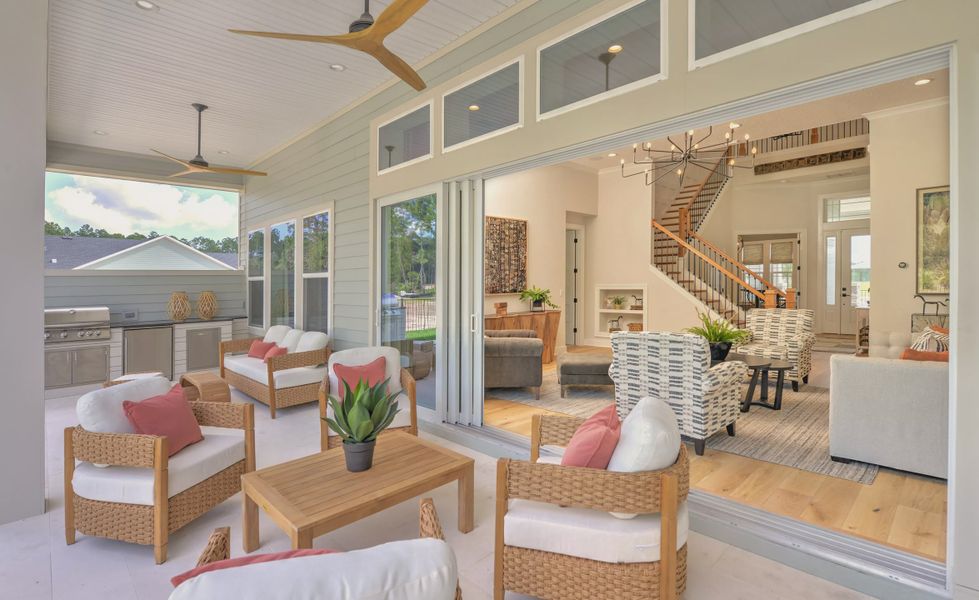 Exterior details and patio area of a home in Seven Pines, Jacksonville (Image 21).