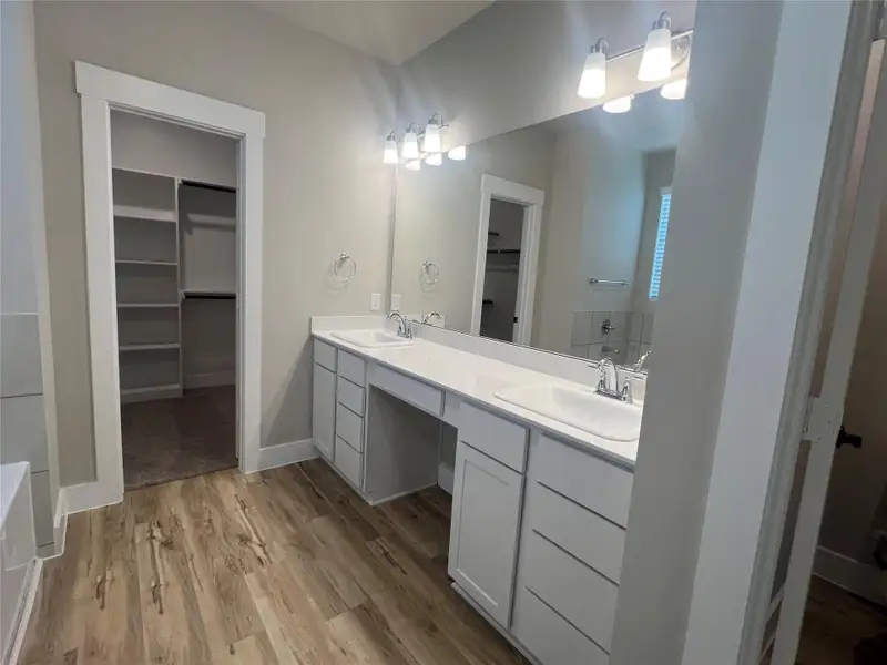 Furnished interior view inside a new home in Sorella 50s, Tomball (Image 9). Furnished interior view inside a new home in Sorella 50s, Tomball (Image 9).