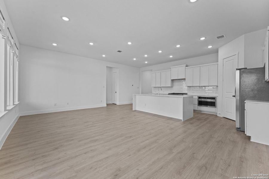 Image 21 of a home in . Image 21 of a home in .