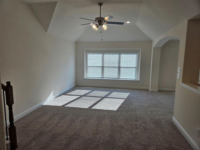 Spacious, unfurnished interior of a new home in Pecan Grove, Whitesboro (Image 25). Spacious, unfurnished interior of a new home in Pecan Grove, Whitesboro (Image 25).
