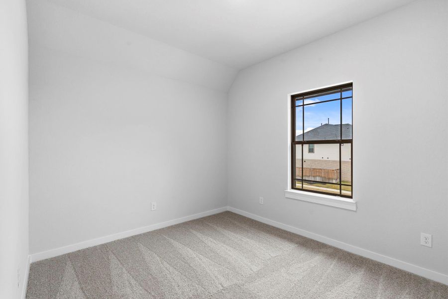Spacious, unfurnished interior of a new home in Sienna 45', 50', Missouri City (Image 24).