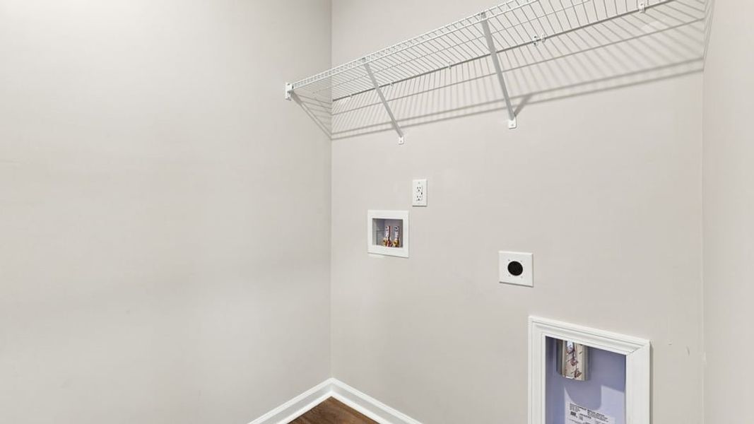 Spacious, unfurnished interior of a new home in Village 3, Woodruff (Image 31).