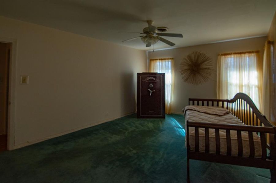 Furnished interior view inside a new home in , Brownwood (Image 23).