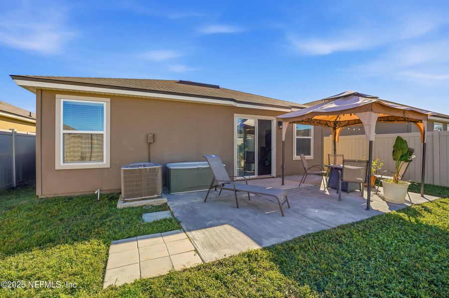 Exterior details and patio area of a home in The Arbors, Jacksonville (Image 20). Exterior details and patio area of a home in The Arbors, Jacksonville (Image 20).