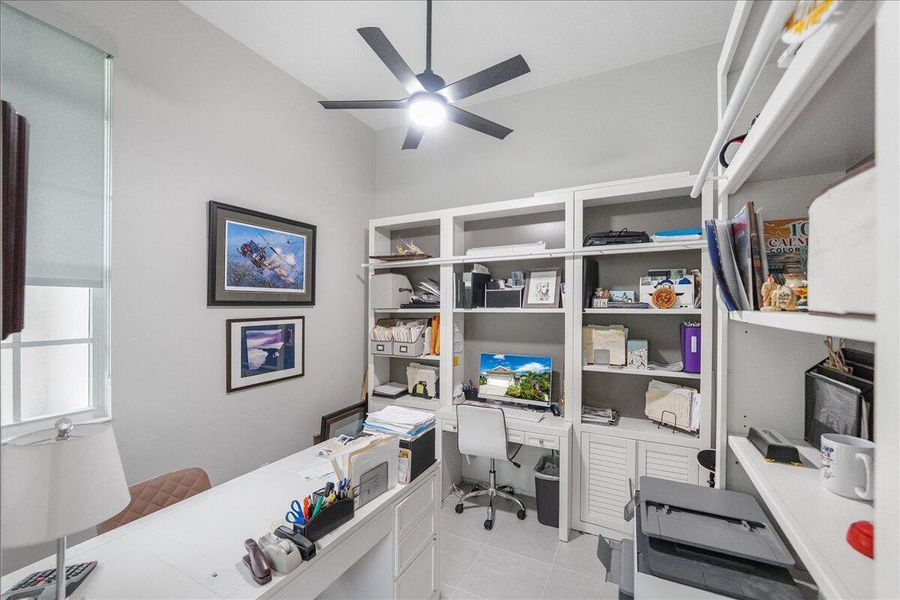 Furnished interior view inside a new home in , Port St. Lucie (Image 11).