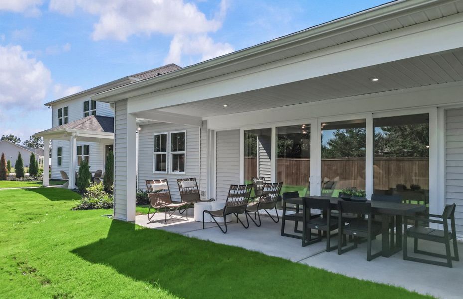 Exterior details and patio area of a home in Fox Hollow, Spartanburg (Image 26).