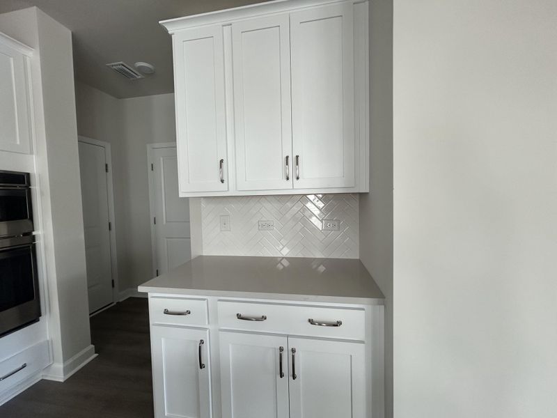 Furnished interior view inside a new home in , Ravenel (Image 9).