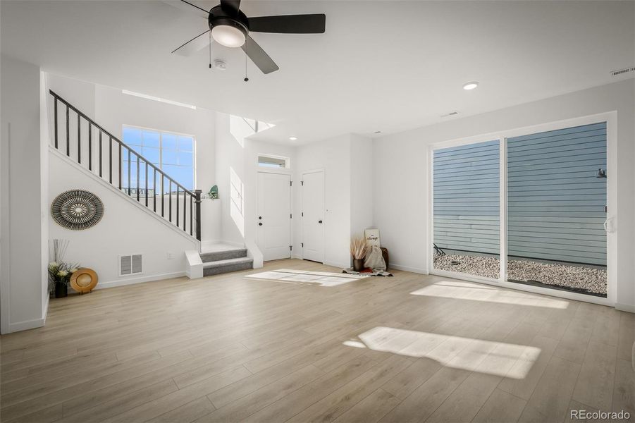 Spacious, unfurnished interior of a new home in Revel Crossing at Wolf Ranch – The Ascent Collection, Colorado Springs (Image 20).