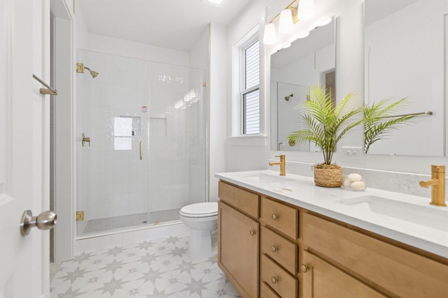 Furnished interior view inside a new home in , Ravenel (Image 18).