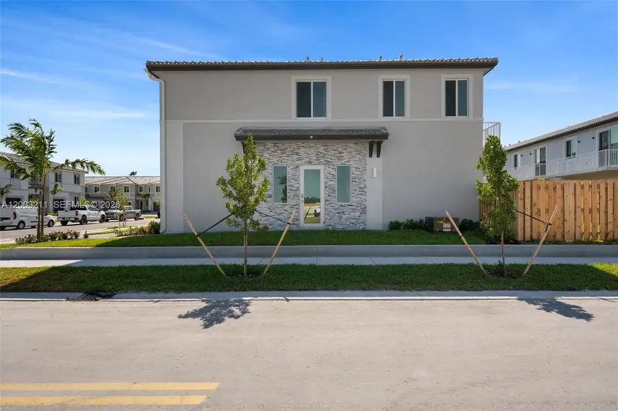 Exterior details and patio area of a home in , Homestead (Image 4).