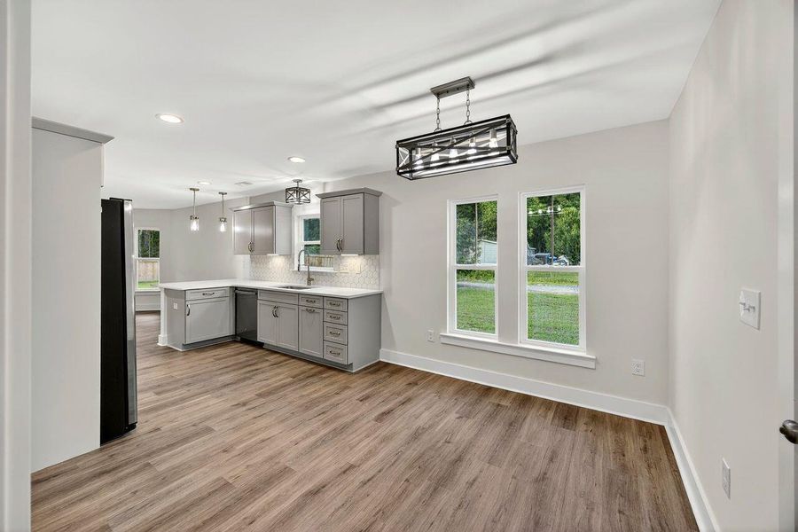 Spacious, unfurnished interior of a new home in , Awendaw (Image 26).