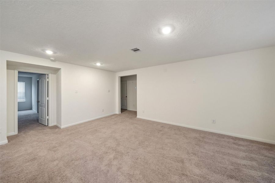 Spacious, unfurnished interior of a new home in , Magnolia (Image 16).