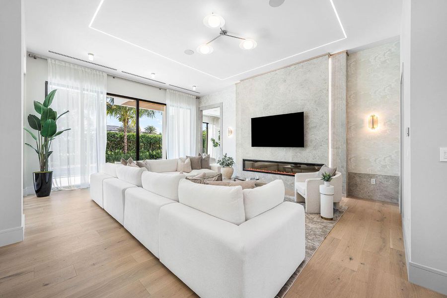 Furnished interior view inside a new home in , Boca Raton (Image 75).