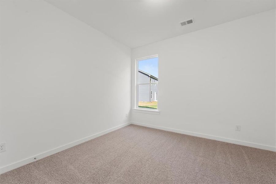 Spacious, unfurnished interior of a new home in Ellington Farms, Statham (Image 24).