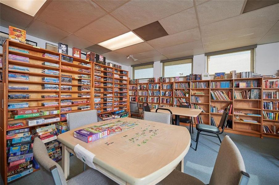 Community amenities in , Indian Lake Estates (Image 35).