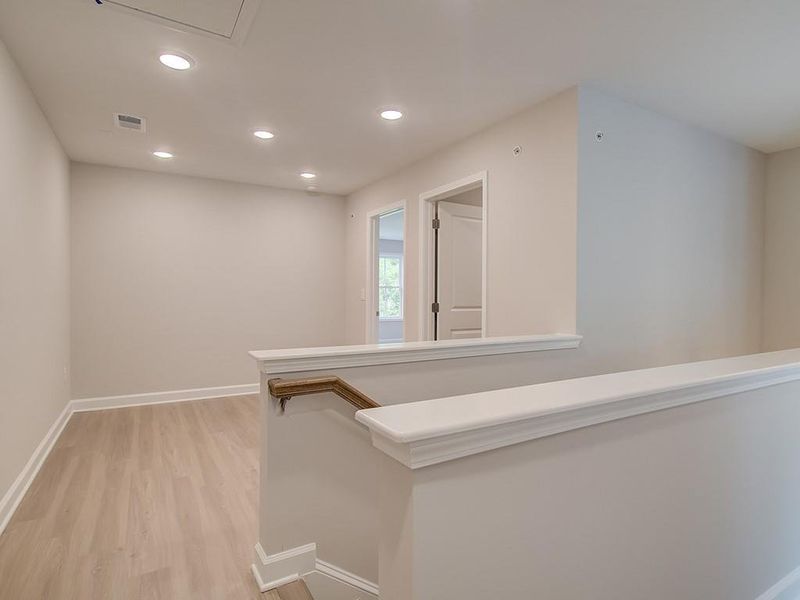 Spacious, unfurnished interior of a new home in Cherokee Township, Acworth (Image 17). Spacious, unfurnished interior of a new home in Cherokee Township, Acworth (Image 17).