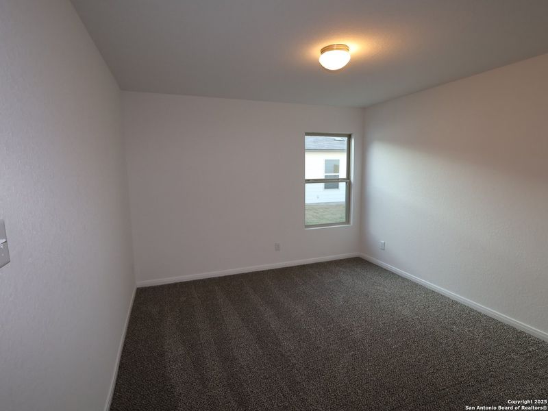 Spacious, unfurnished interior of a new home in Greenspoint Heights, Seguin (Image 19).