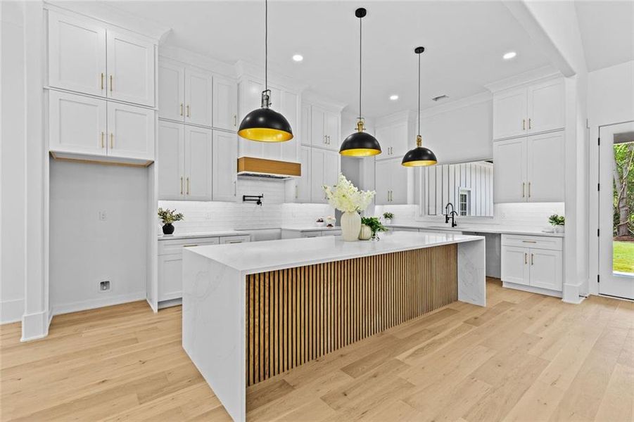 Furnished interior view inside a new home in , Monroe (Image 40).
