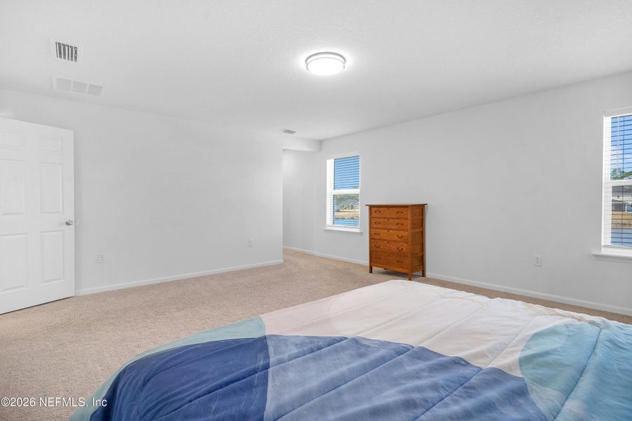 Spacious, unfurnished interior of a new home in , St. Augustine (Image 21).