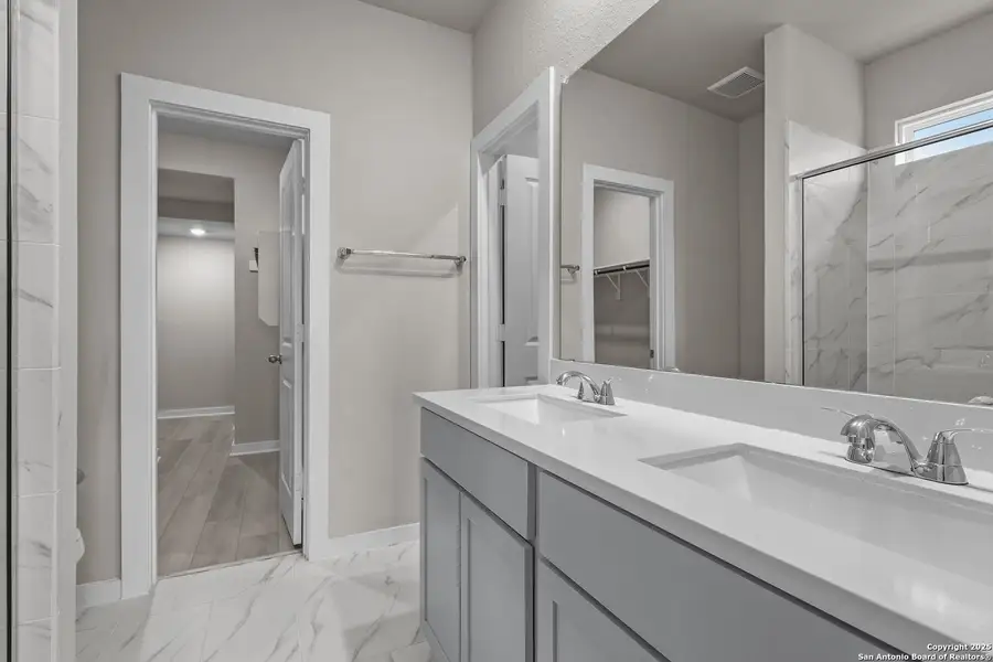 Furnished interior view inside a new home in Garden Grove, San Antonio (Image 11).