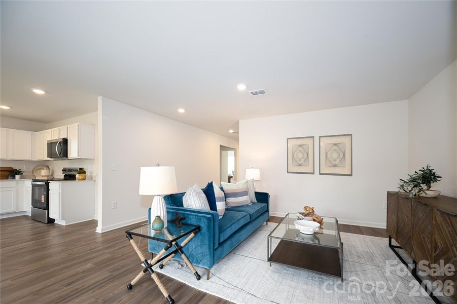 Furnished interior view inside a new home in Riverdale Hills, Spartanburg (Image 8).