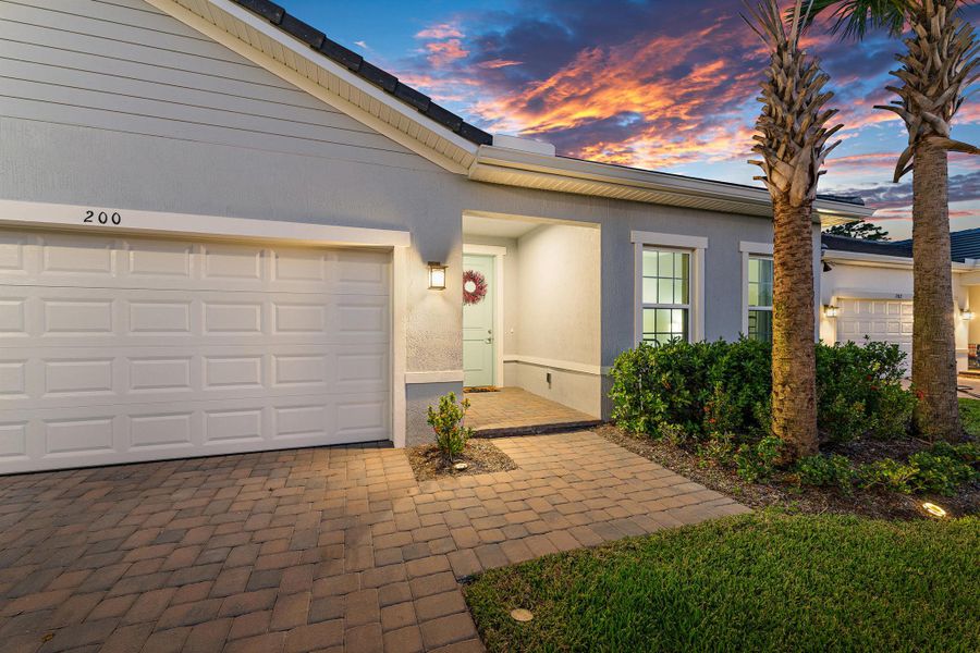 Exterior details and patio area of a home in Banyan Bay, Stuart (Image 3).