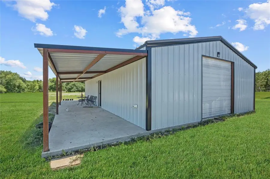 Exterior details and patio area of a home in , Rio Vista (Image 3).