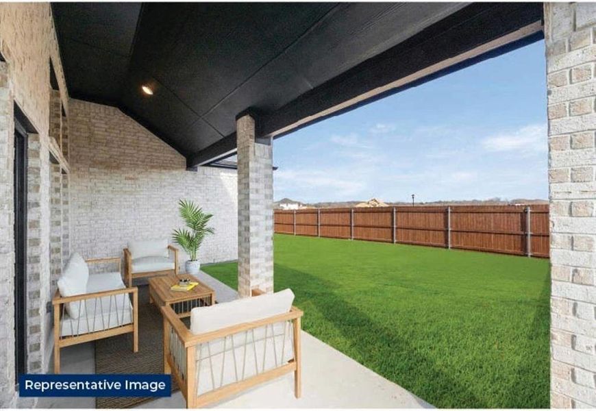 Exterior details and patio area of a home in Pecan Hill, McKinney (Image 4).