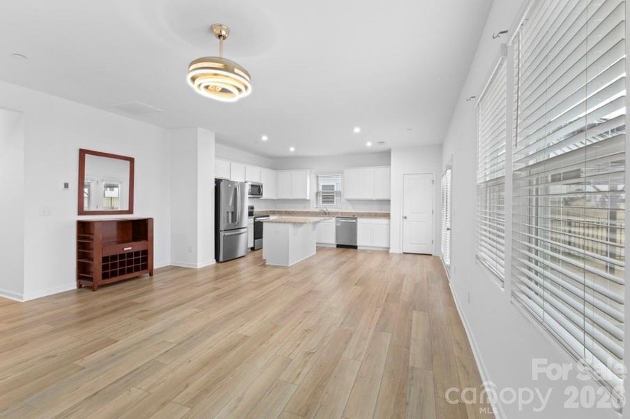 Spacious, unfurnished interior of a new home in Spring Meadow, Concord (Image 25).