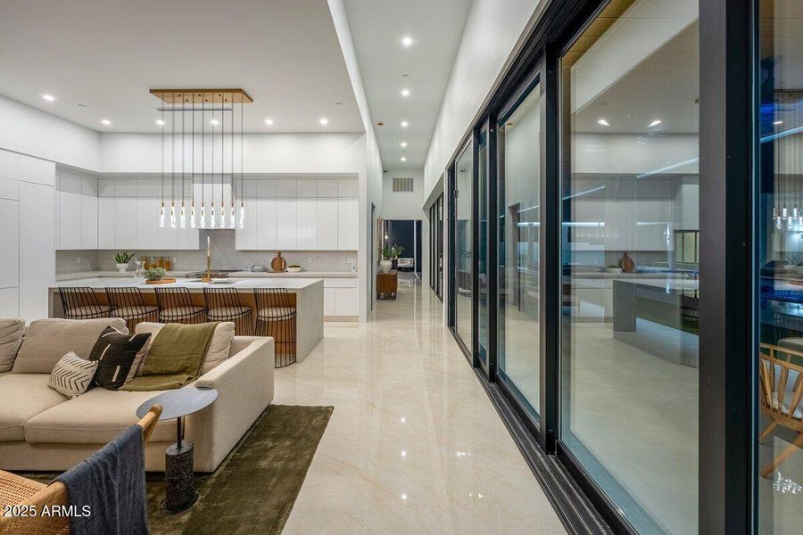 45 Guest Home Living