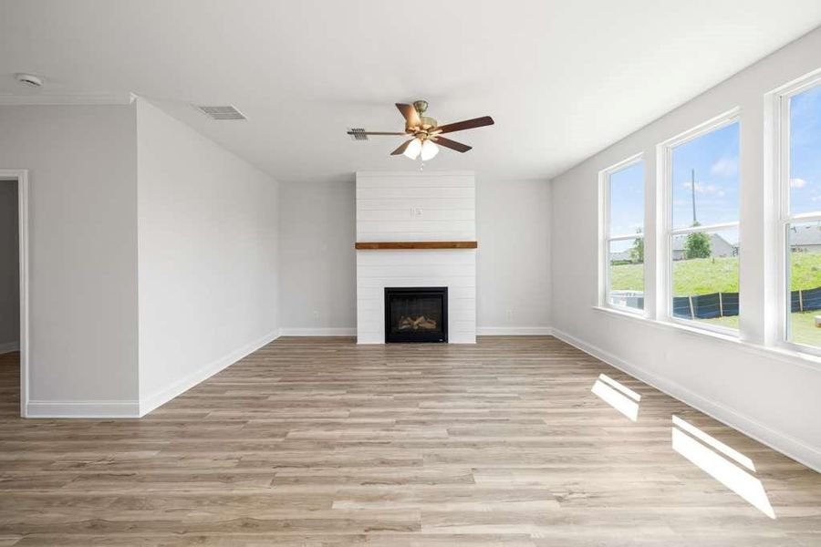 Spacious, unfurnished interior of a new home in Maddox Landing, Hoschton (Image 33).