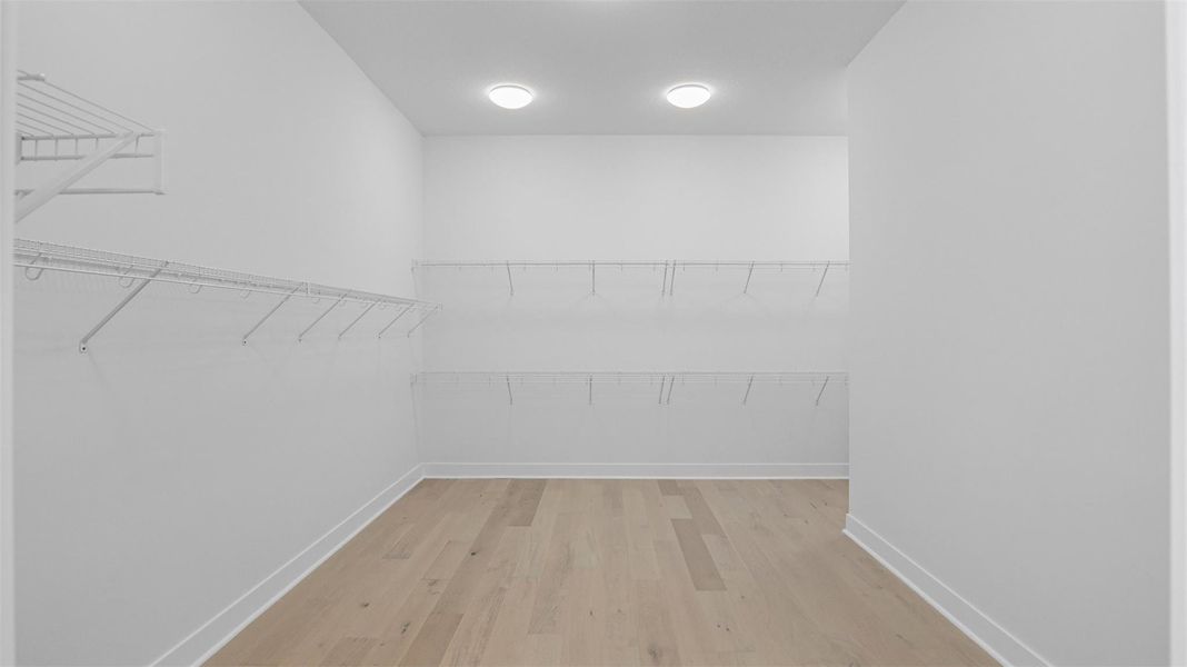 Spacious, unfurnished interior of a new home in , Palm Beach Gardens (Image 54).