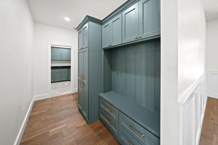 Furnished interior view inside a new home in , Tyler (Image 13).