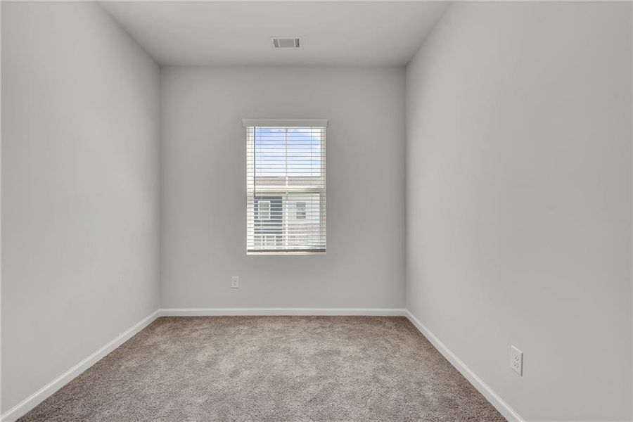 Spacious, unfurnished interior of a new home in Waverly at Buice Lake, Acworth (Image 36). Spacious, unfurnished interior of a new home in Waverly at Buice Lake, Acworth (Image 36).