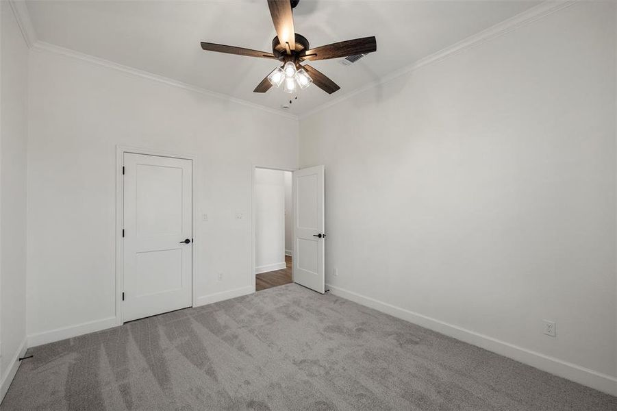 Spacious, unfurnished interior of a new home in , Lorena (Image 19).