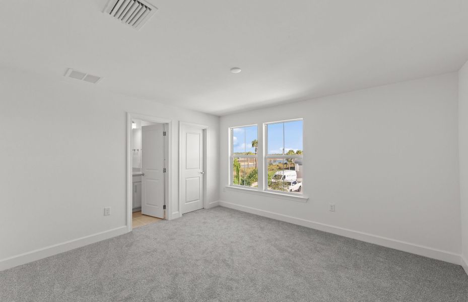 Spacious, unfurnished interior of a new home in TerraWalk at Babcock Ranch, Alva (Image 23). Spacious, unfurnished interior of a new home in TerraWalk at Babcock Ranch, Alva (Image 23).