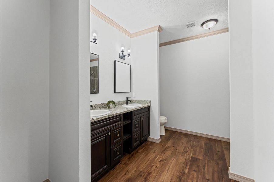 Image 31 of a home in .